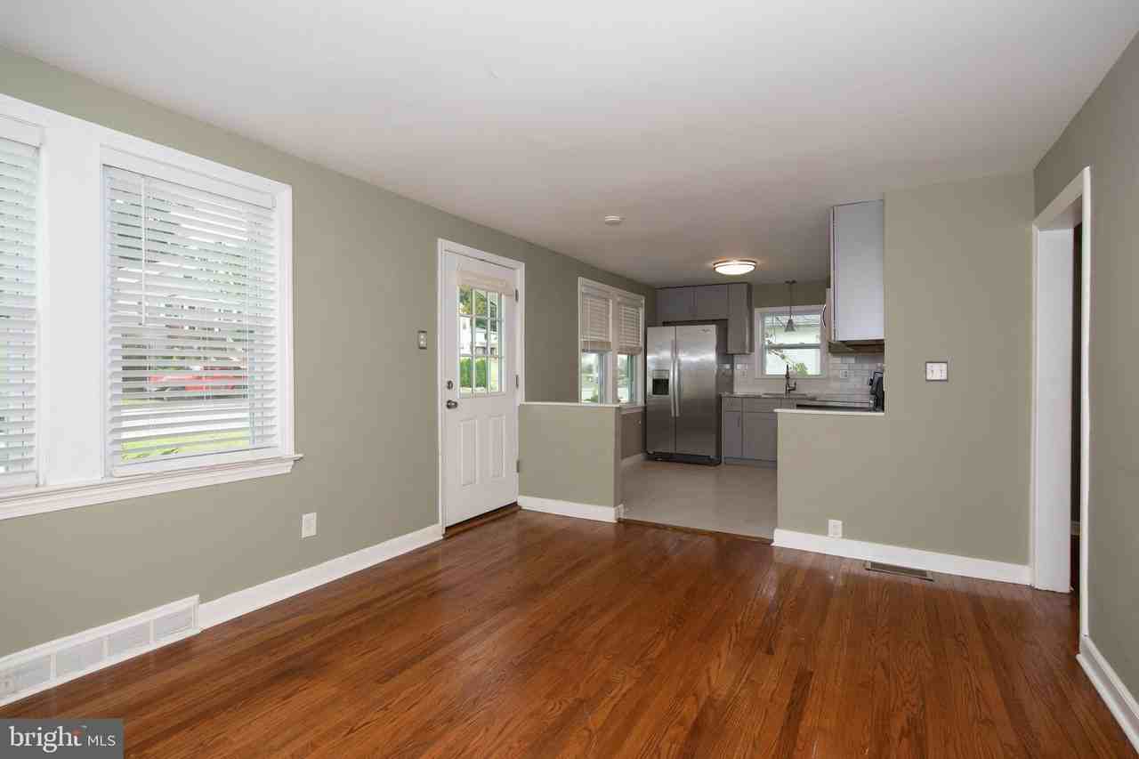 732 N Tyson Ave - Photo 7 of 31