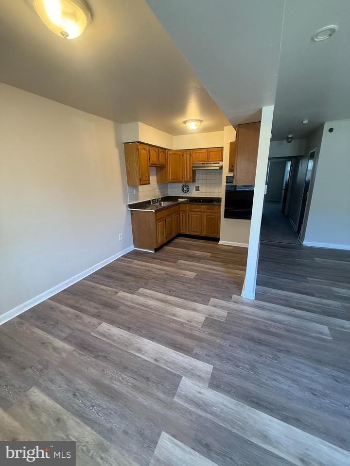 1334 E Upsal St Unit 1 - Photo 6 of 14