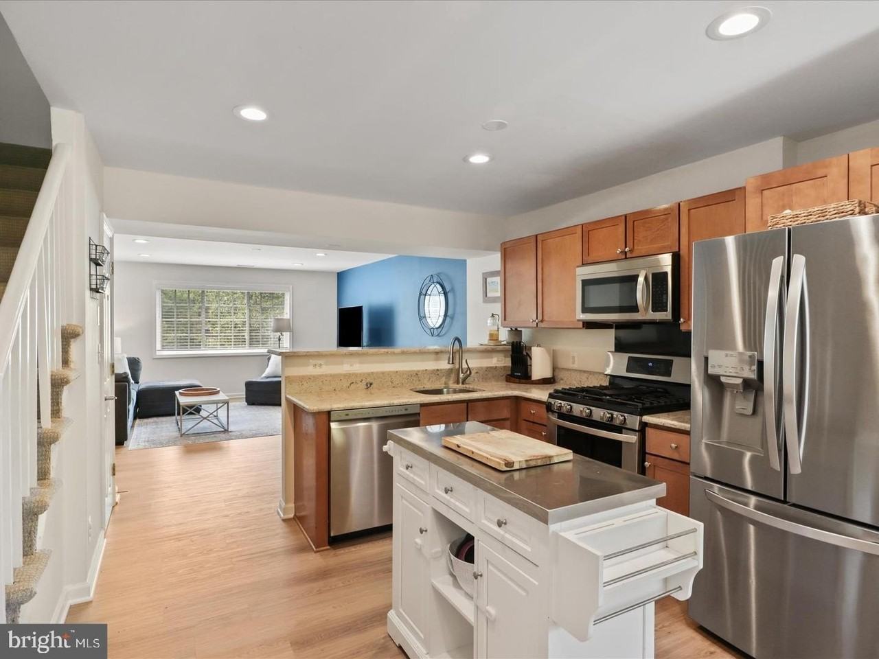 1407-A N Van Dorn St - Photo 5 of 36