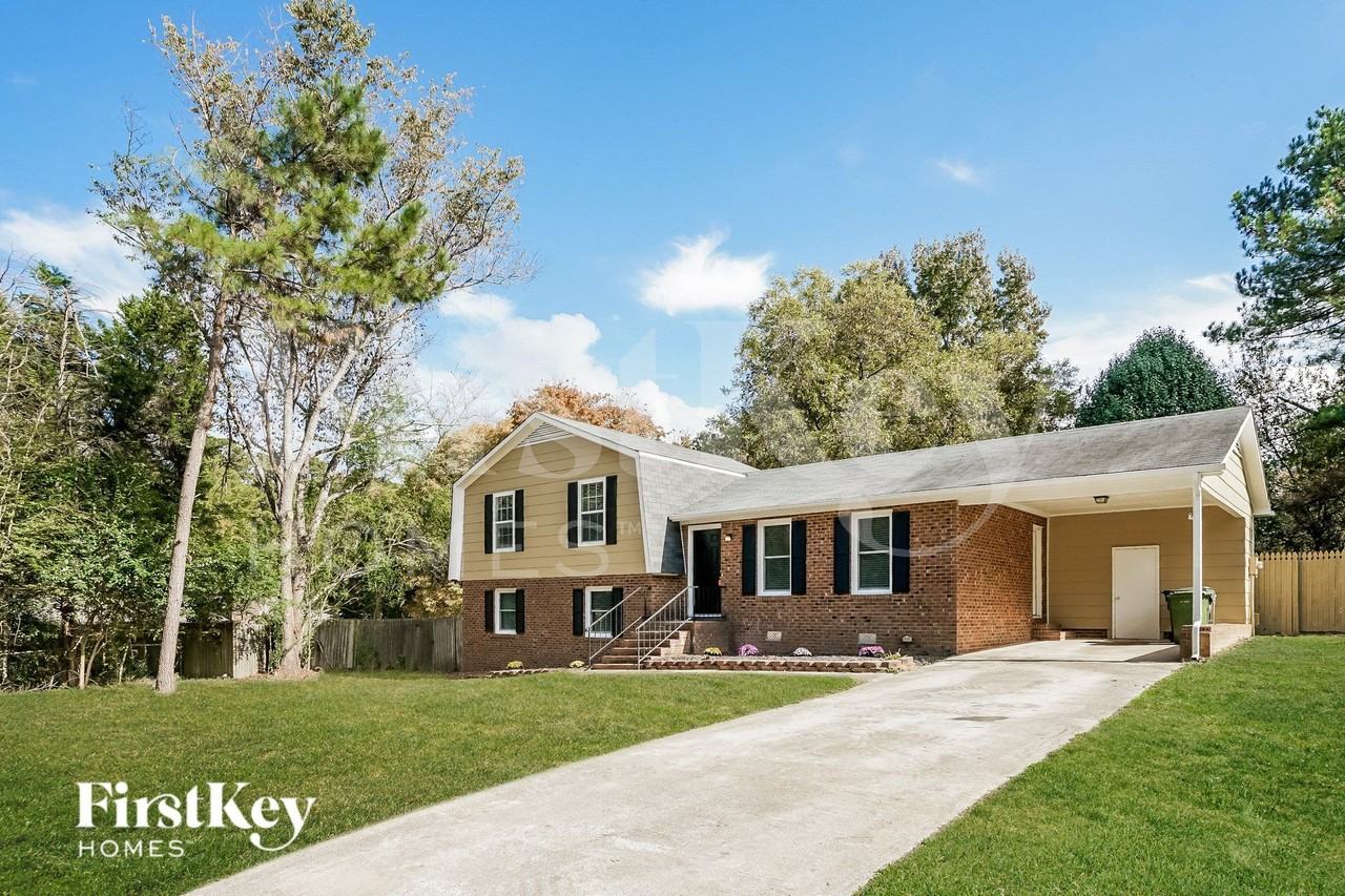 103 Ware Ct - Photo 2 of 15