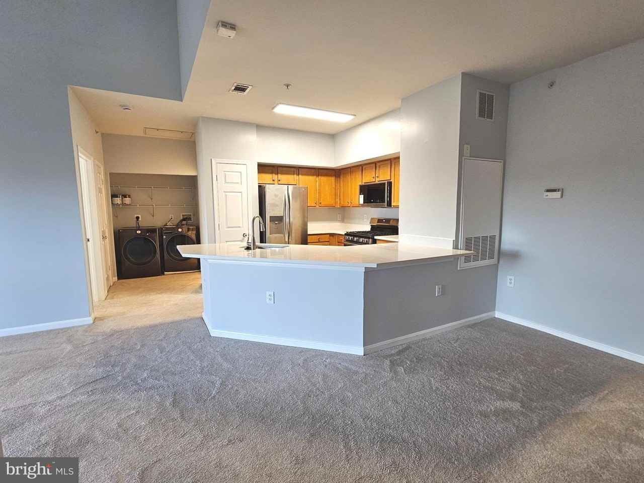 13377 Connor Dr Apt M - Photo 5 of 27