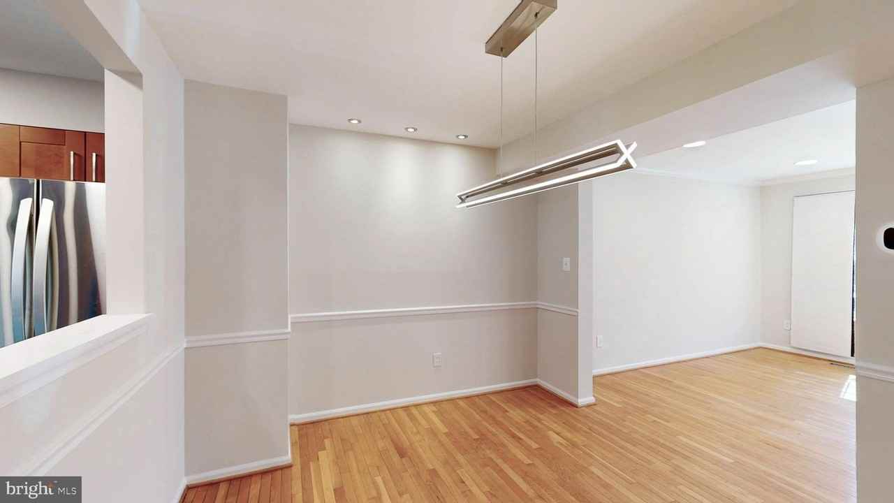 5705 Heritage Hill Ct - Photo 7 of 38