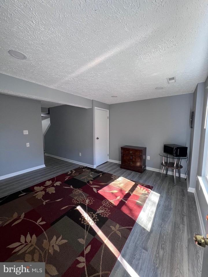 307 BRETHOUR Court unit: Basement - Photo 2 of 11