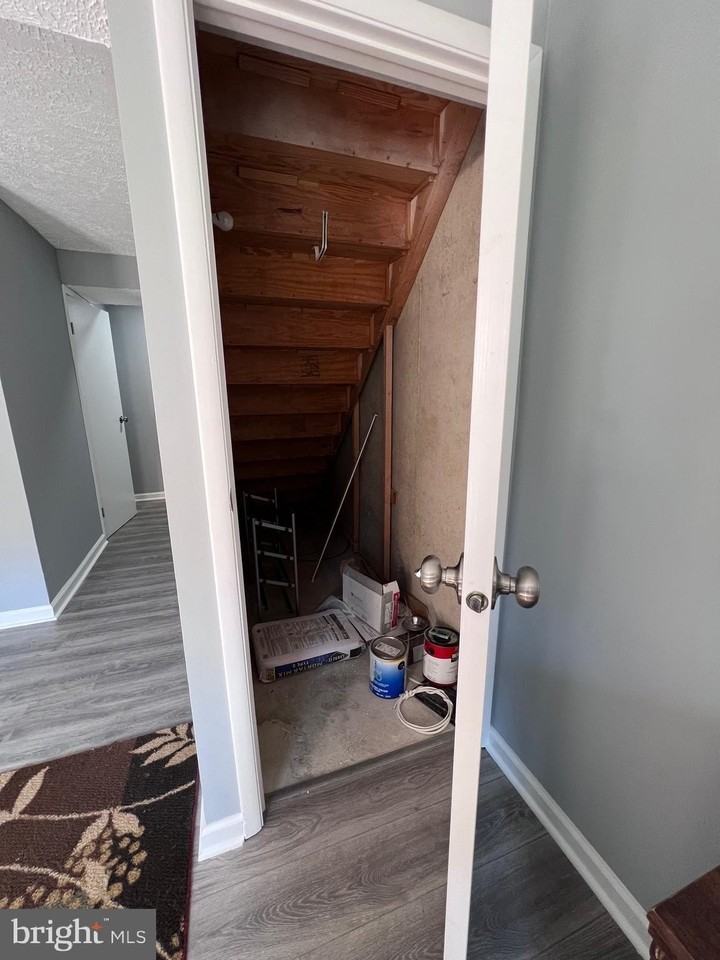 307 BRETHOUR Court unit: Basement - Photo 3 of 11