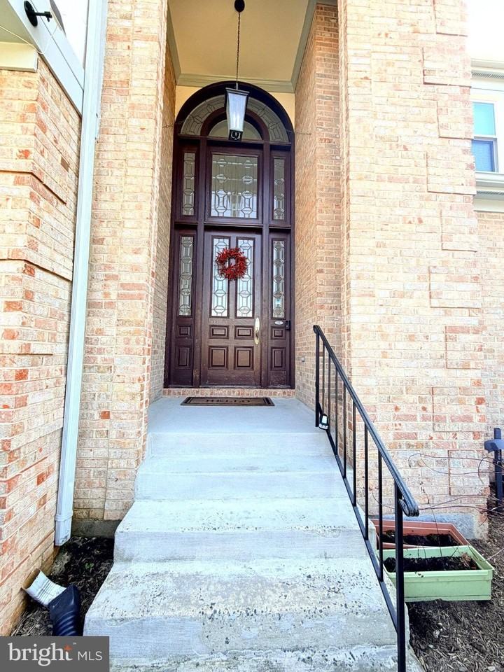 43549 Coal Bed Ct - Photo 3 of 45