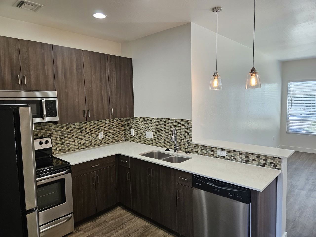 8053 E Thomas Rd #8 - Photo 4 of 8