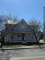 featured image of 310 E Queen St