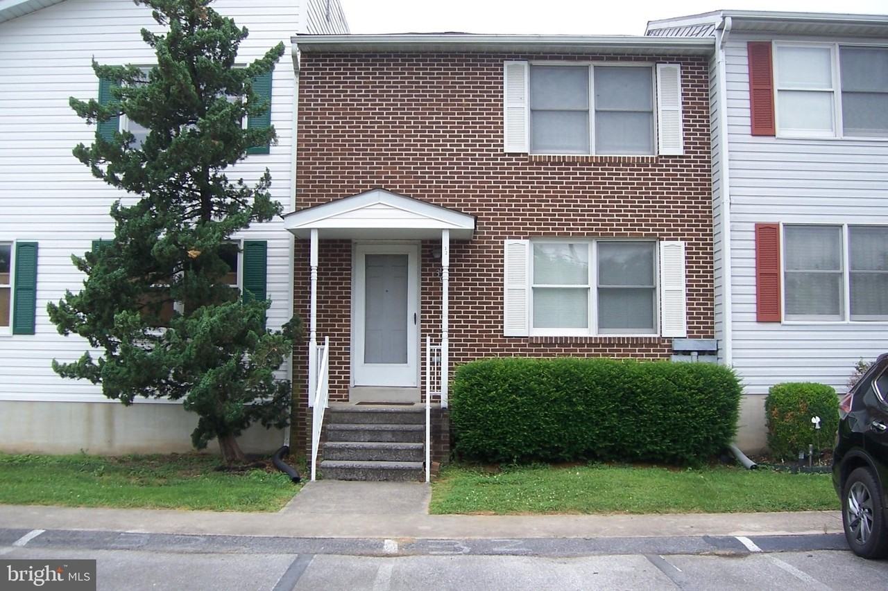 32 Waldeck Ct - Photo 2 of 13