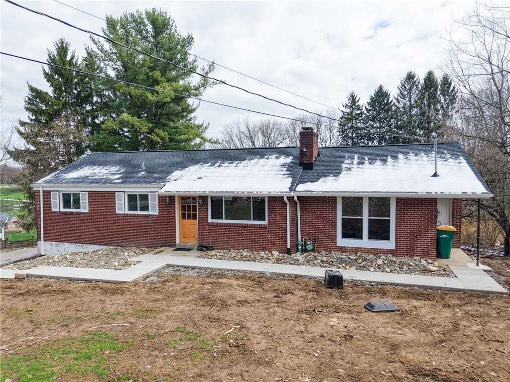 2158 Reis Run Rd - Photo 2 of 50