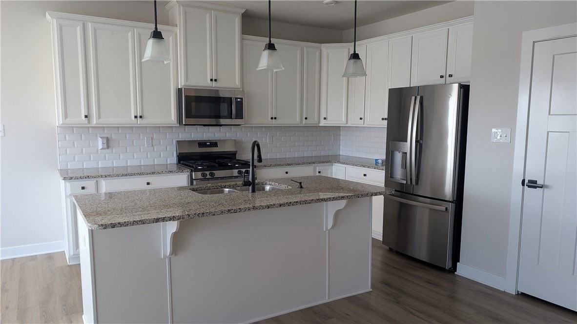 170 High Pointe Dr - Photo 4 of 29