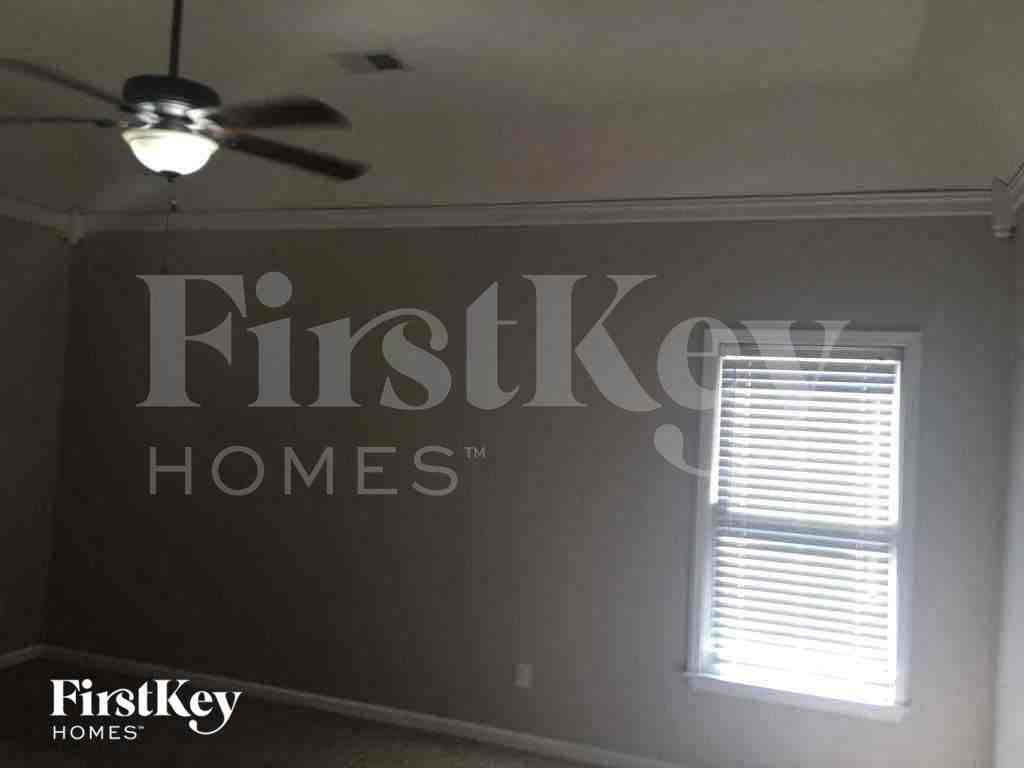 1071 Mossy Knoll Dr - Photo 7 of 20