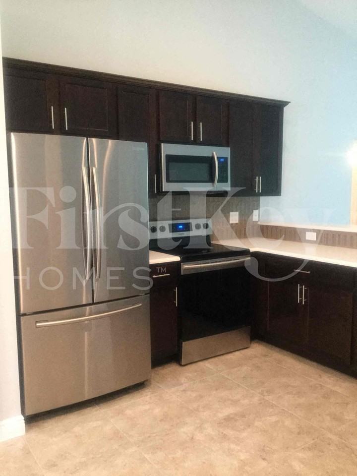 328 Sw Ridgecrest Dr - Photo 7 of 40