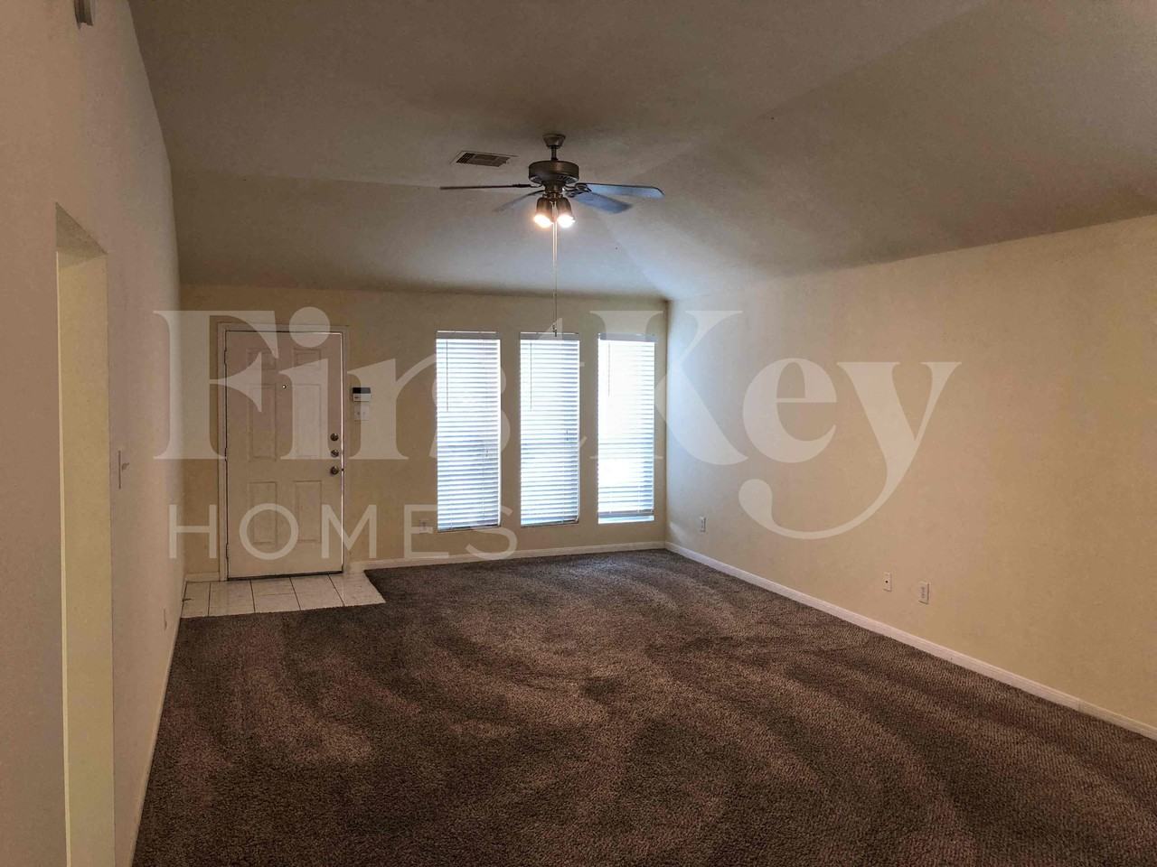 1123 Intrepid Oak Ln - Photo 2 of 26