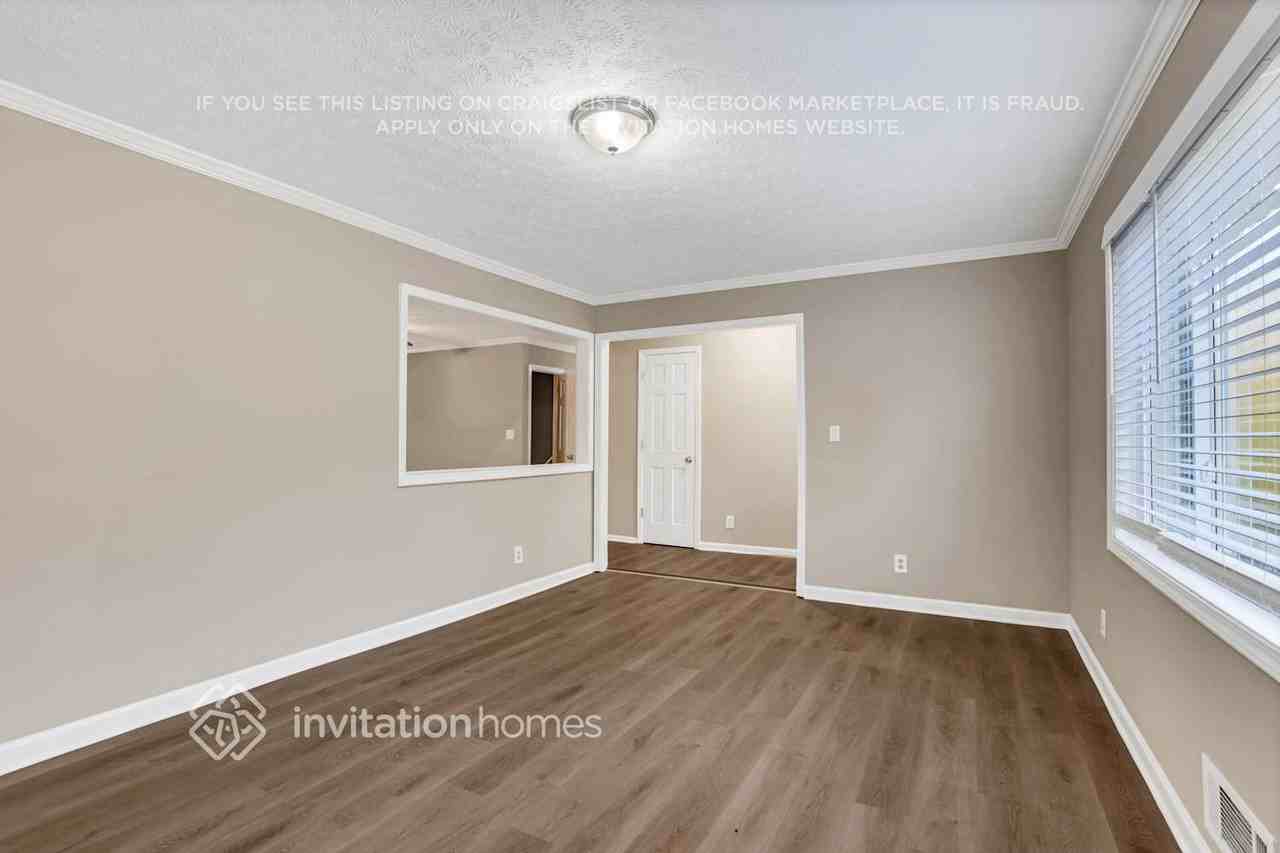 3030 Tina Ln - Photo 3 of 24