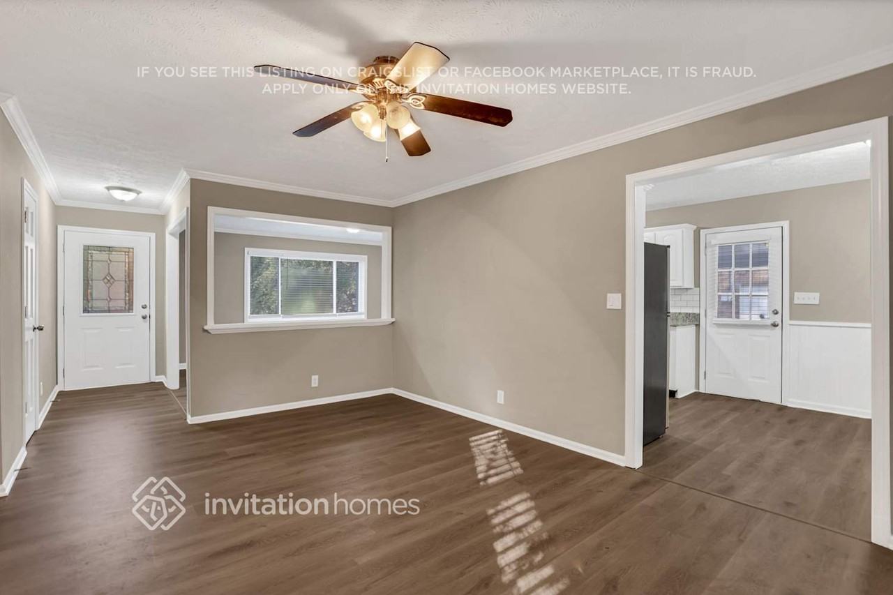 3030 Tina Ln - Photo 6 of 24