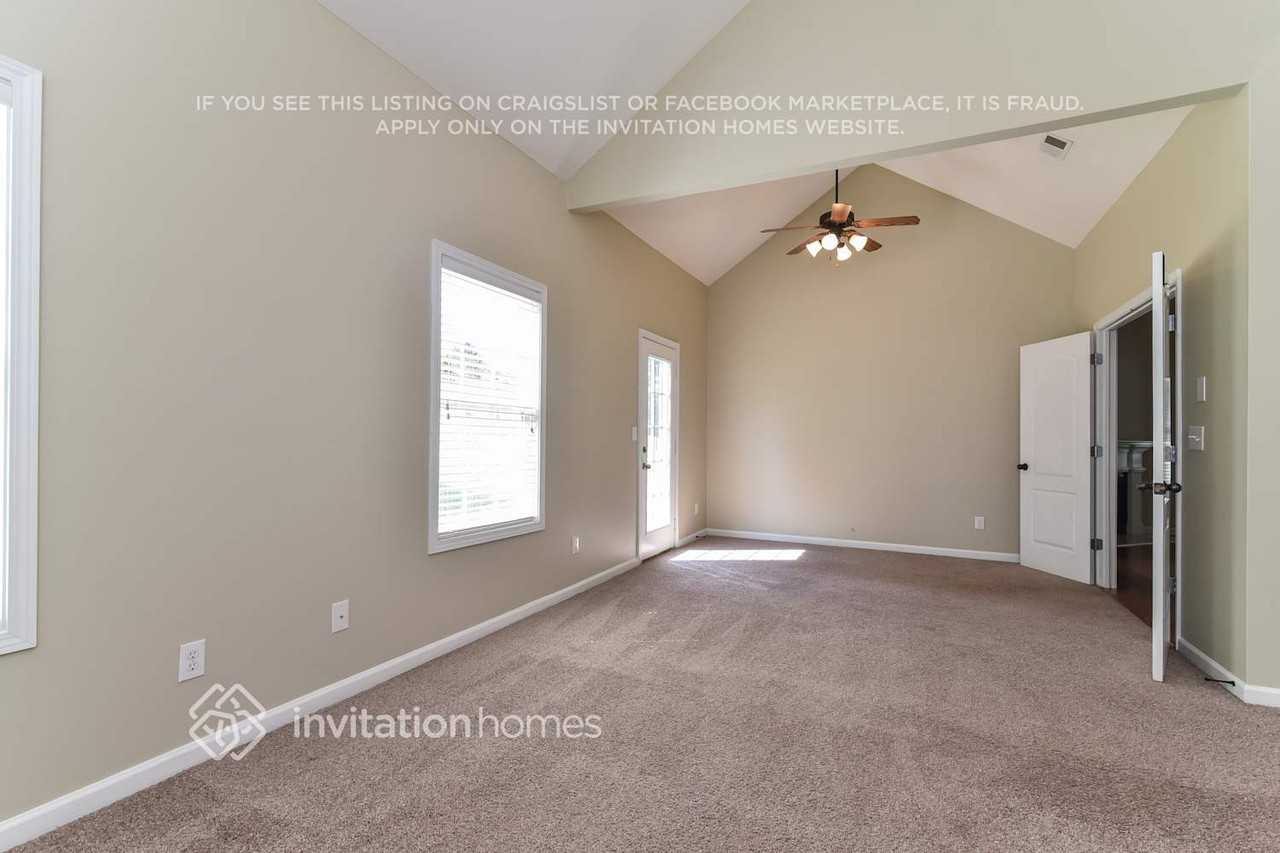 6832 Grand Hickory Dr - Photo 6 of 13