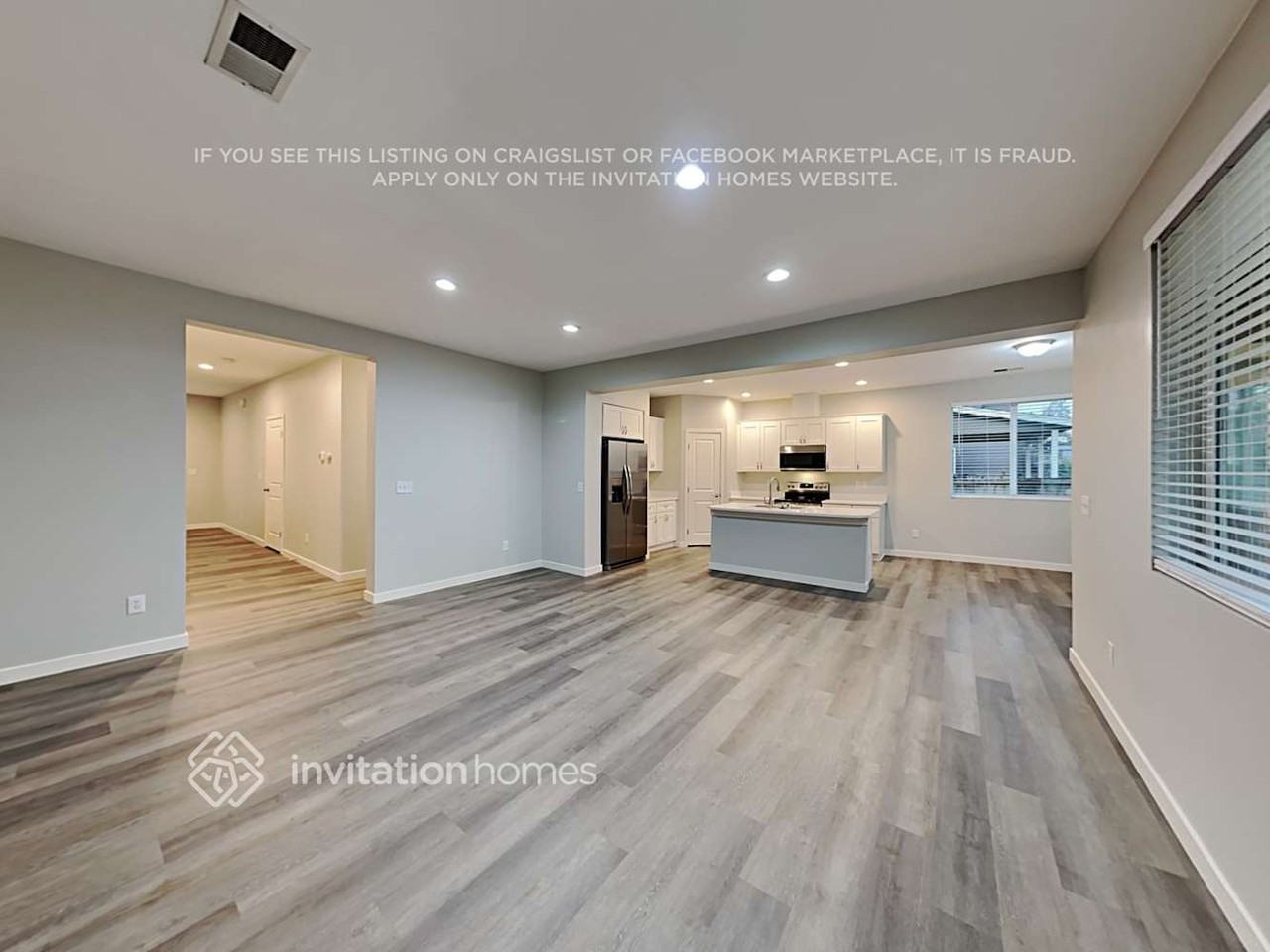 2339 167th Street Ct E - Photo 4 of 20