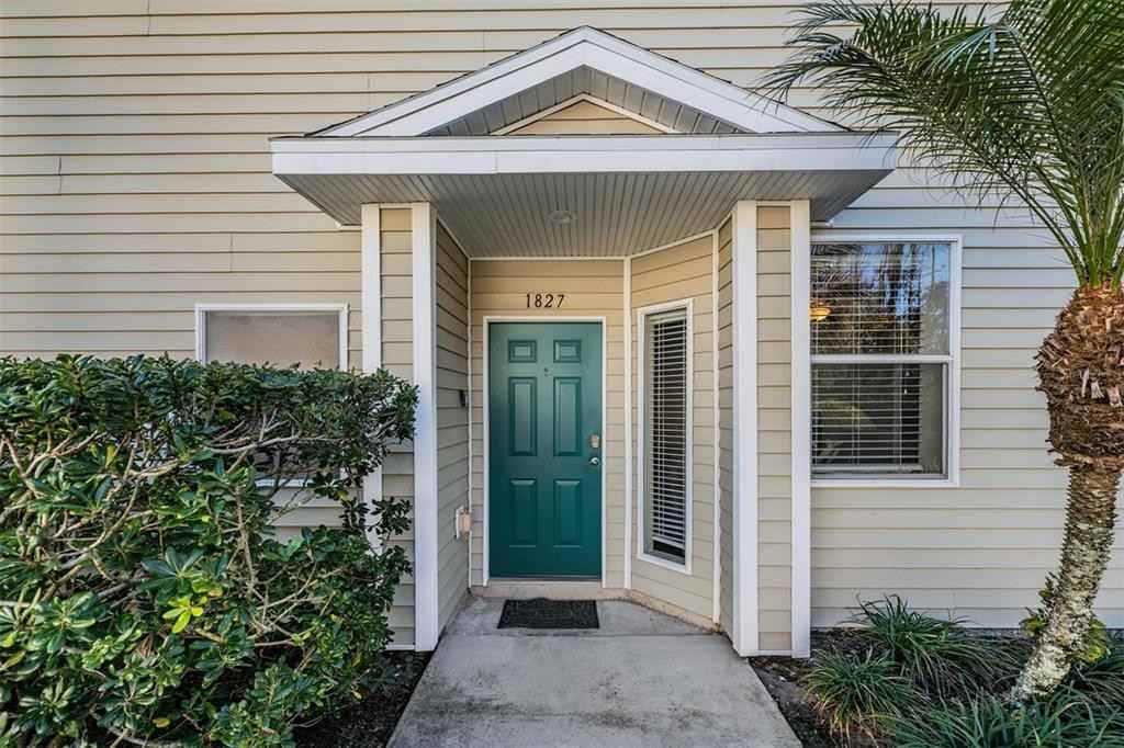 1827 Hammocks Ave - Photo 2 of 18