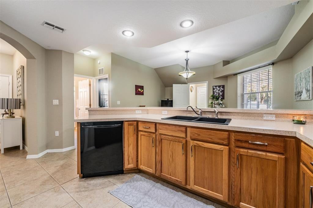 1827 Hammocks Ave - Photo 6 of 18