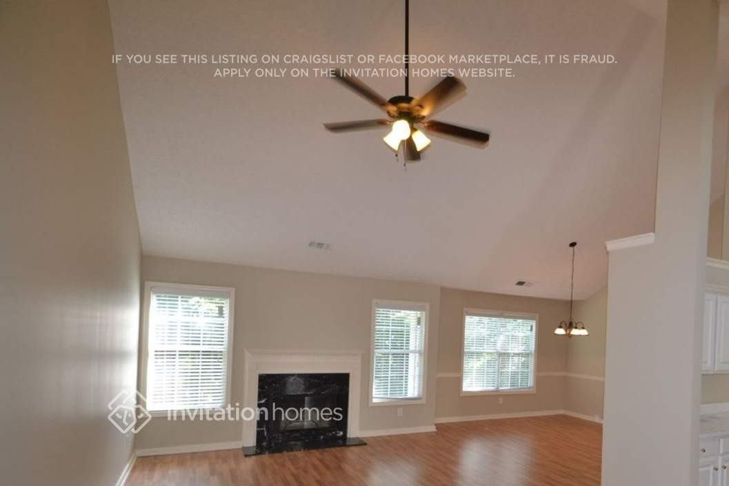 2604 Carolina Ct - Photo 3 of 12