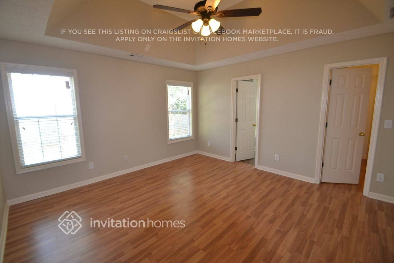 2604 Carolina Ct - Photo 7 of 12