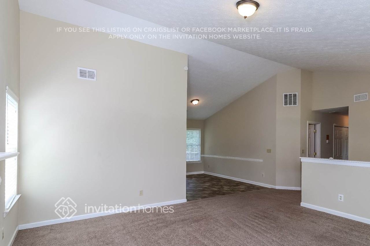 1580 Quail Point Run - Photo 3 of 18