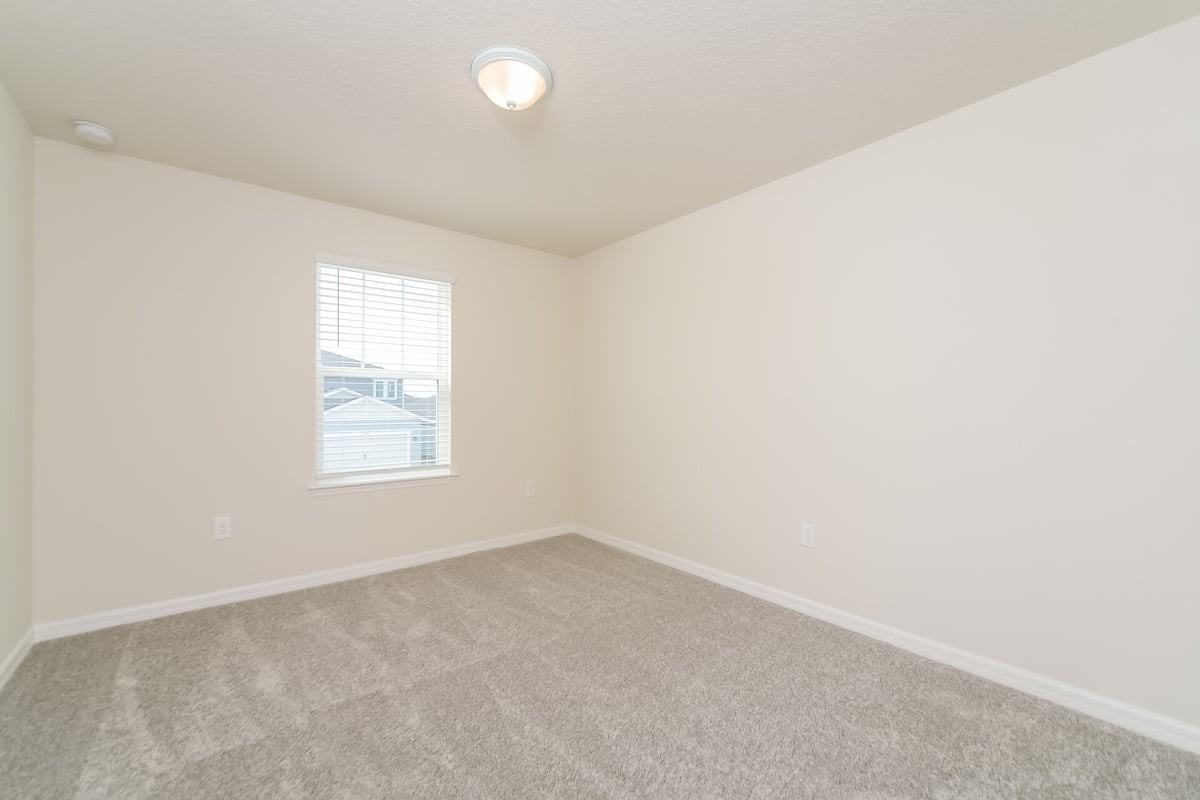 3293 Ellsworth Ave - Photo 6 of 22