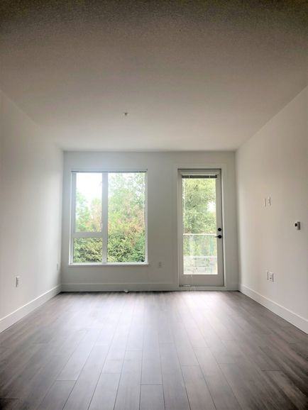 6933 Cambie St #305 - Photo 4 of 12