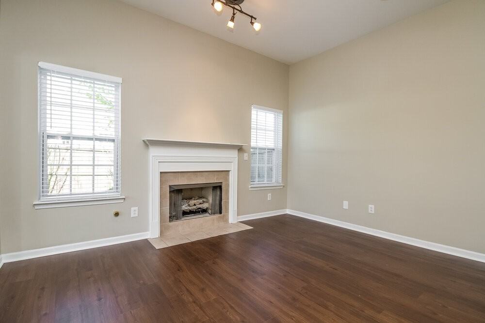 102 Rushing Water Ct - Photo 2 of 15