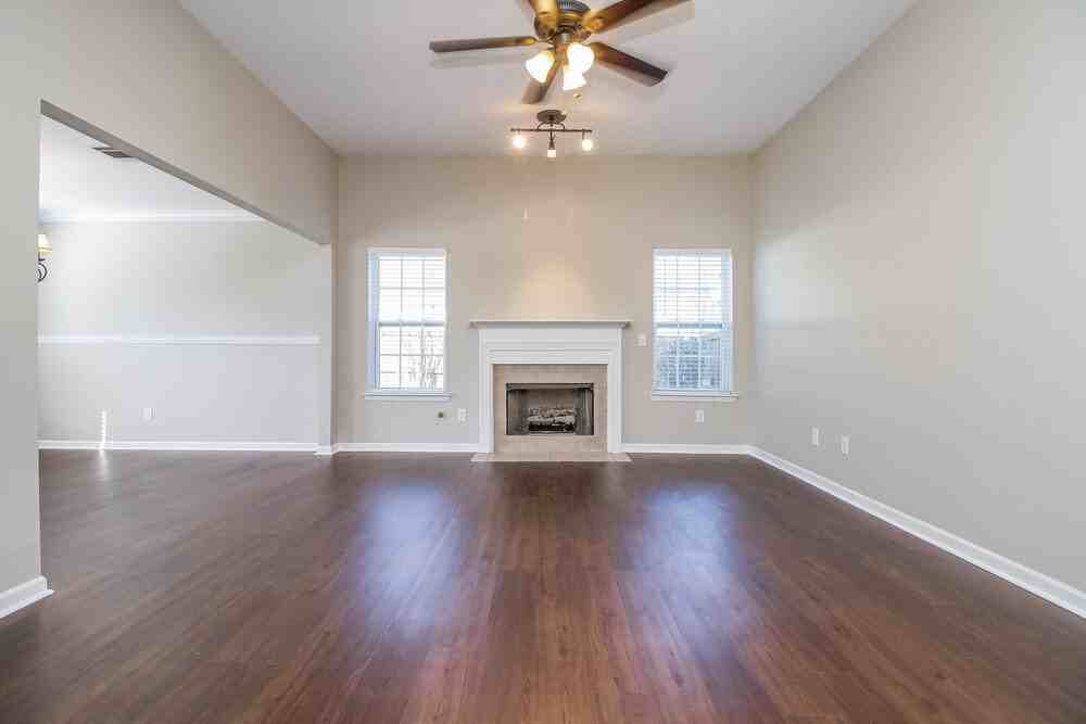 102 Rushing Water Ct - Photo 3 of 15