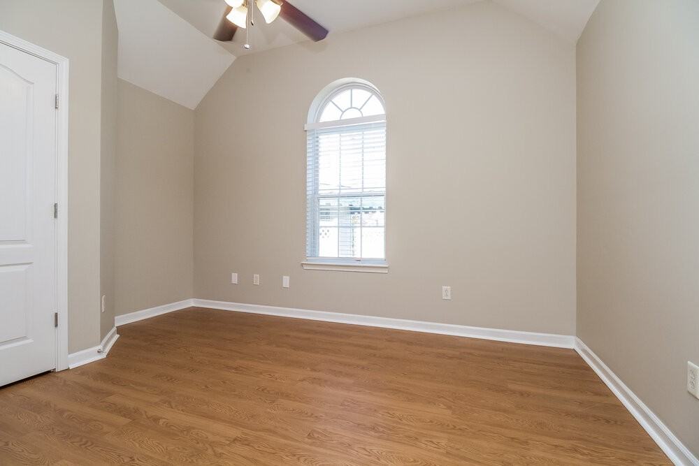 102 Rushing Water Ct - Photo 7 of 15