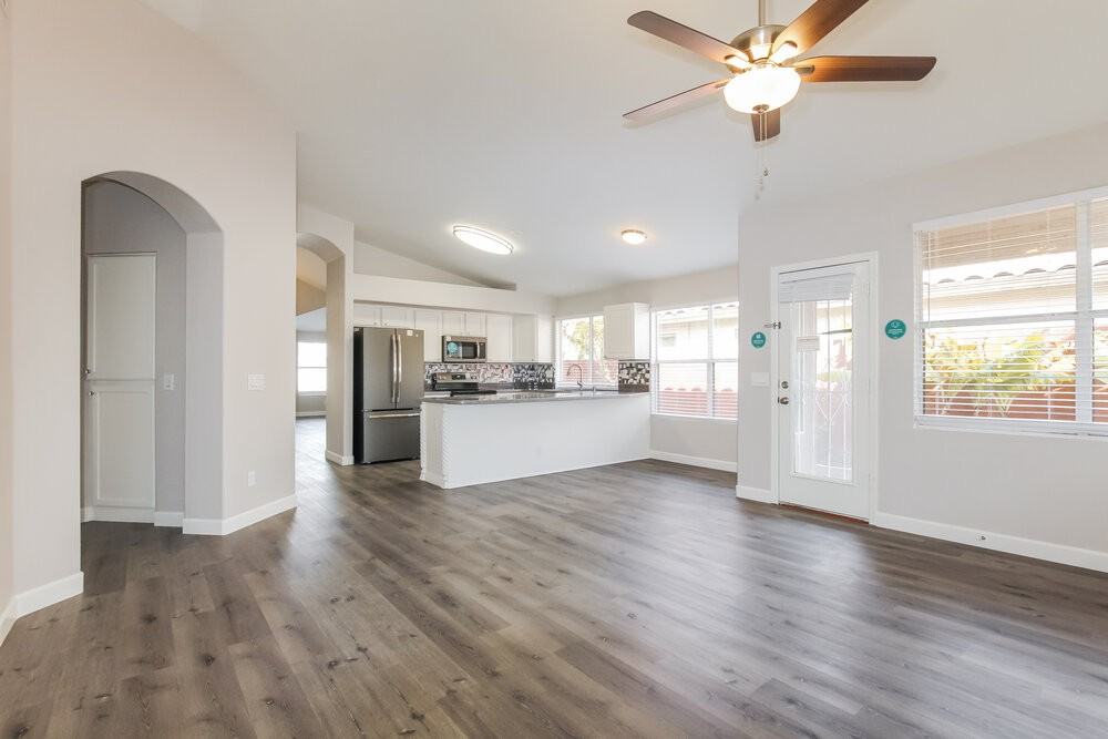 15285 W Melissa Ln - Photo 7 of 16