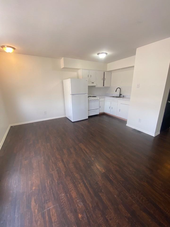 3733 Morganford Rd #E