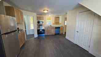 61 Chestnut St #B - Photo 1 of 1