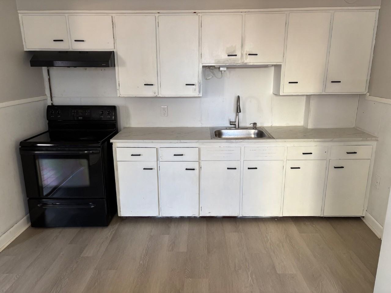 42 Spruce St #6 - Photo 3 of 17