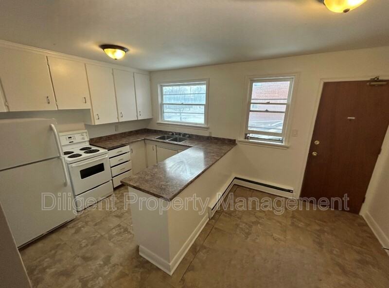 399 Elmgrove Ave #01 - Photo 2 of 11