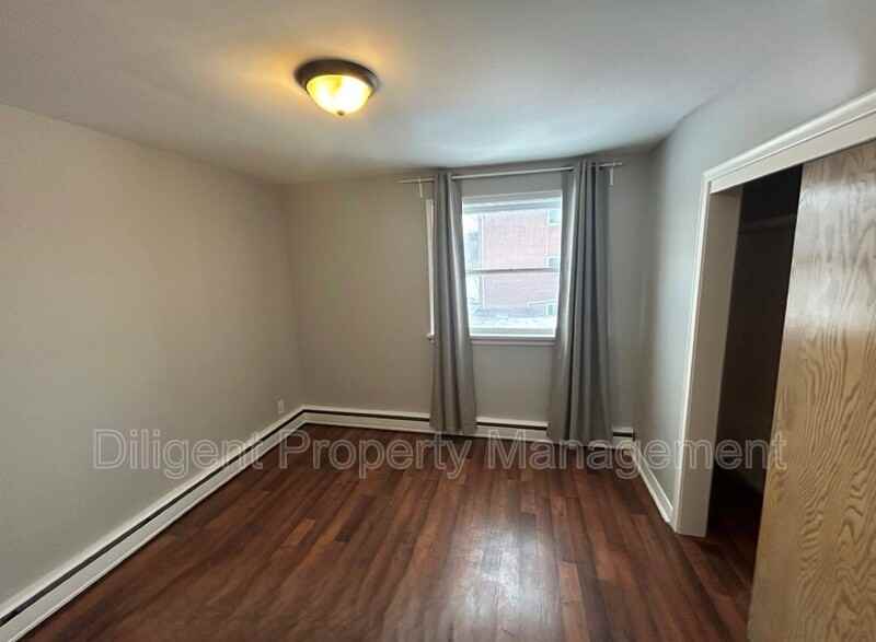 399 Elmgrove Ave #01 - Photo 4 of 11
