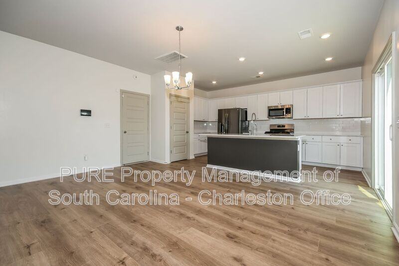 104 Bay Eddy Ct - Photo 4 of 20