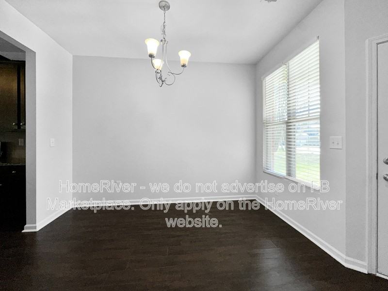 241 Daisy Cir - Photo 6 of 23