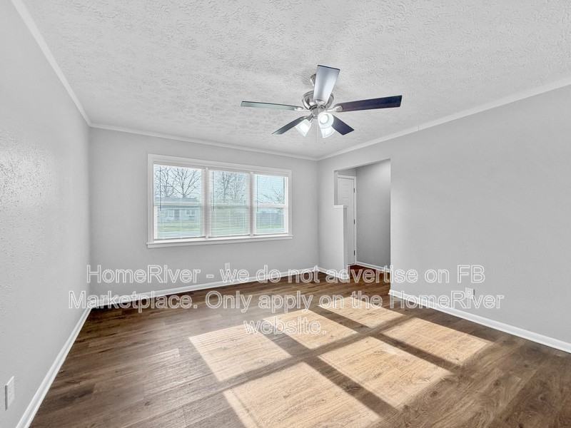 13518 Laverton Ave - Photo 5 of 19