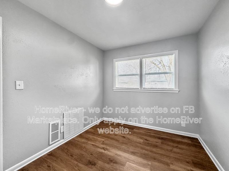 13518 Laverton Ave - Photo 7 of 19