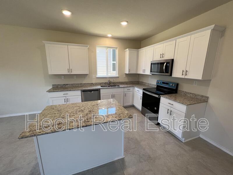 10349 Gibbons Crk - Photo 2 of 12