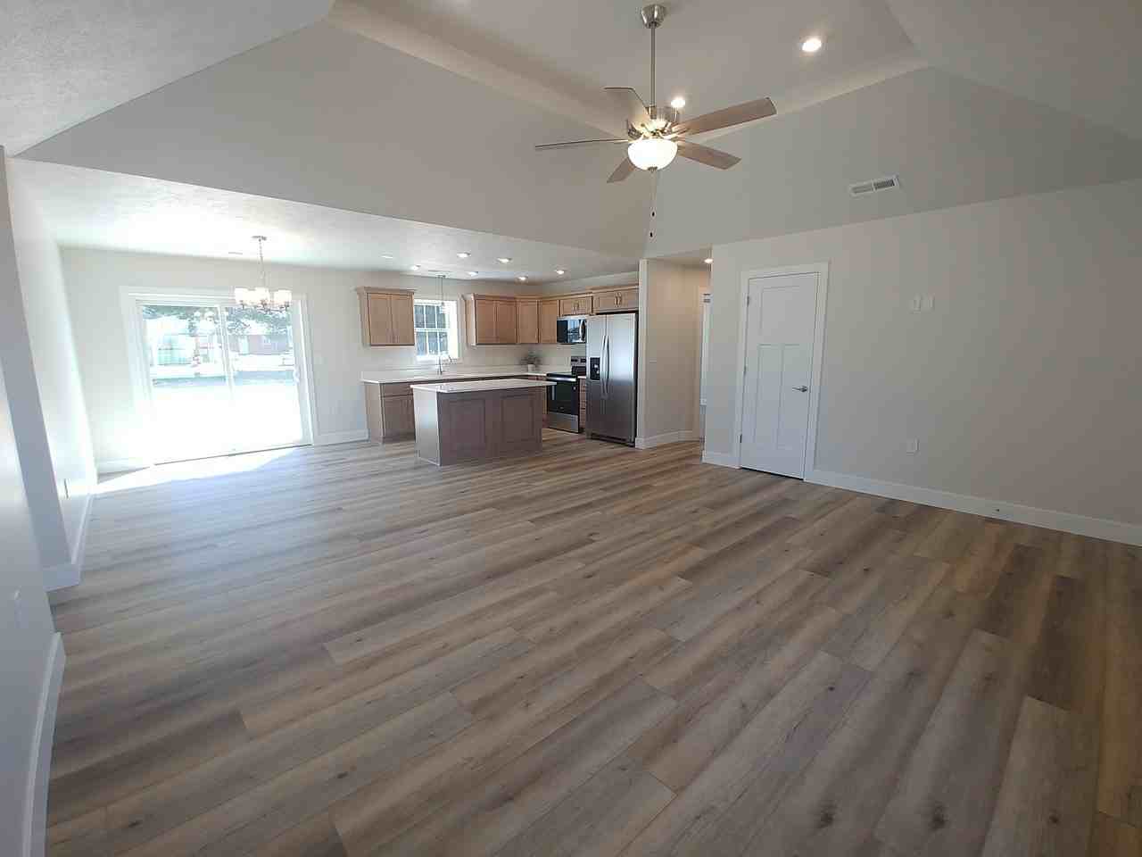 W Todd Ln #1421TODDLN - Photo 7 of 13