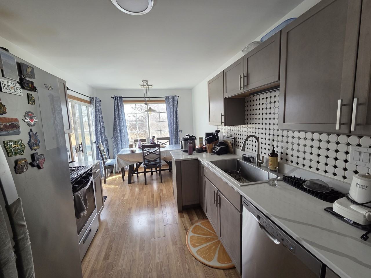 327 Ashbury Ct #4 - Photo 5 of 5