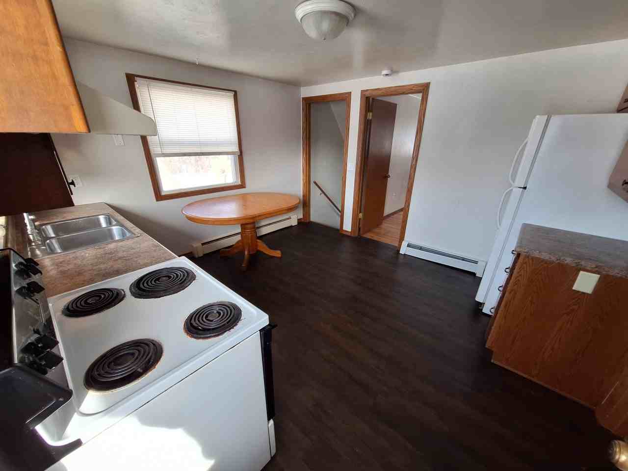 813 14th Ave #813 - Photo 2 of 16