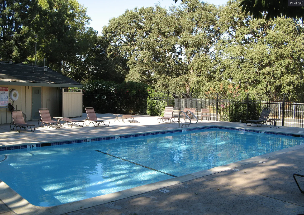 2264 Segundo Ct Apt 2 #2 - Photo 7 of 8