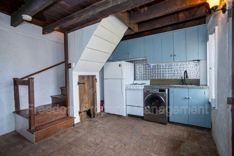 8200 Buckland Mill Rd - Photo 6 of 33