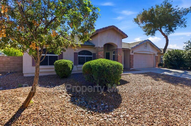 2163 S Tucana Ln - Photo 3 of 39