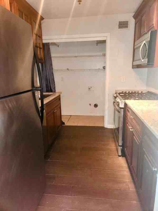 2611 Vinings Central Drive - Photo 6 of 13