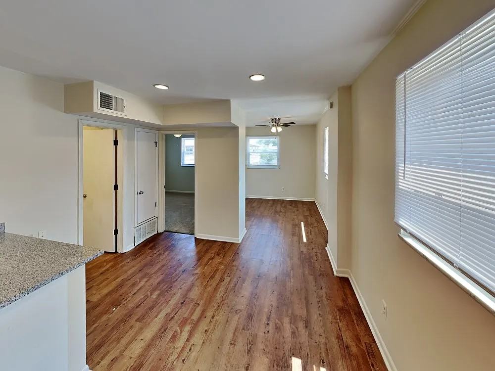 31 Chittenden Ave - Photo 3 of 3